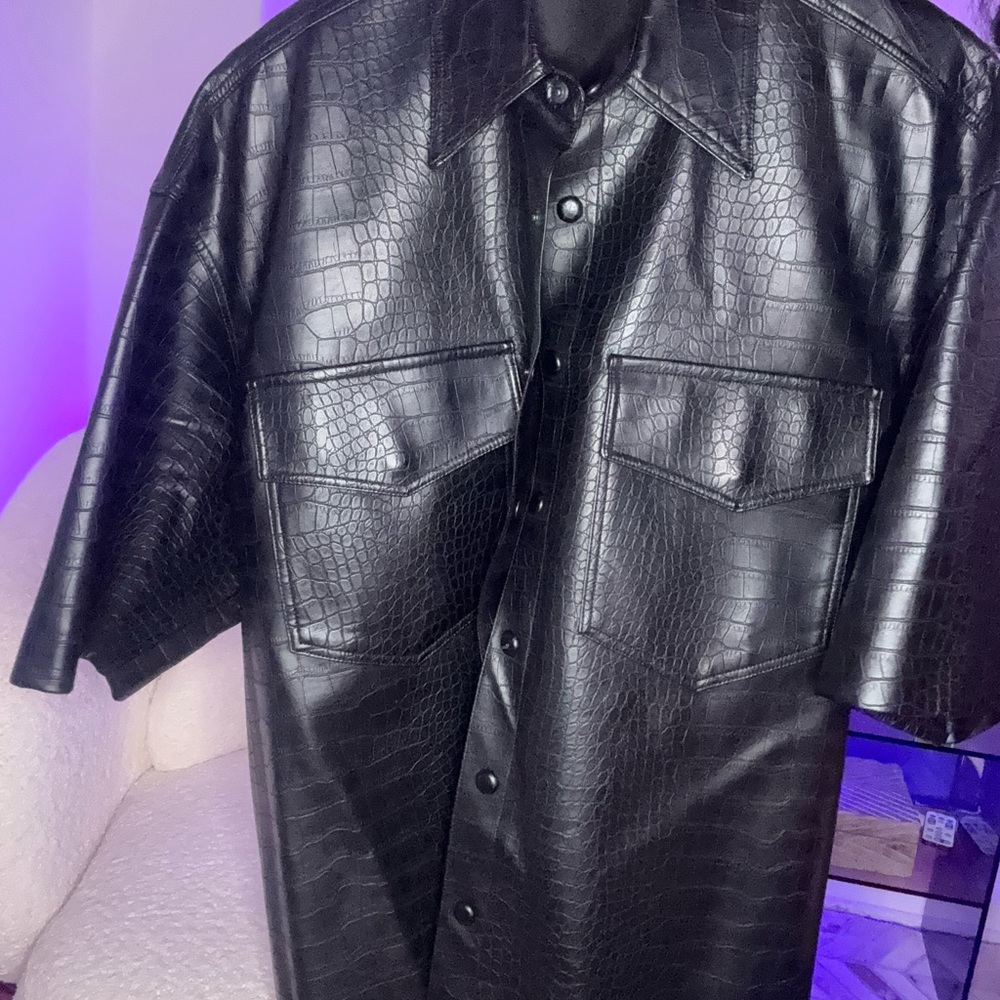 Black Crocodile Pattern Leather Jacket - image 4